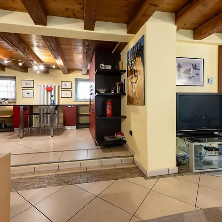 Alpine Apartment Aosta Buitenkant foto